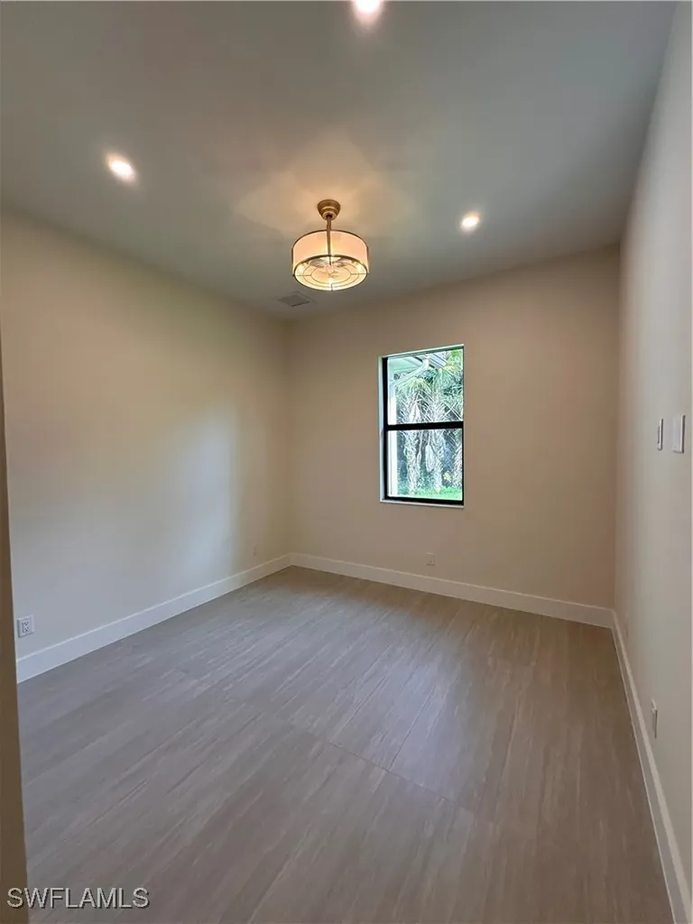 382 39th Avenue NE Naples FL 34120