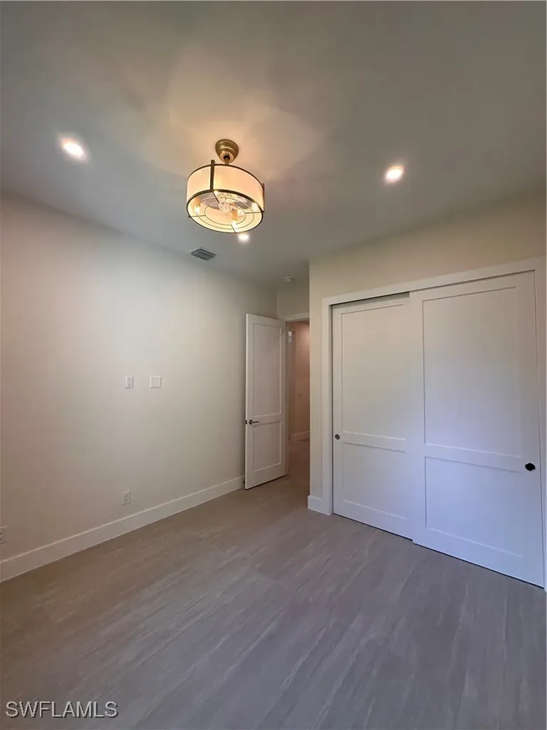 382 39th Avenue NE Naples FL 34120