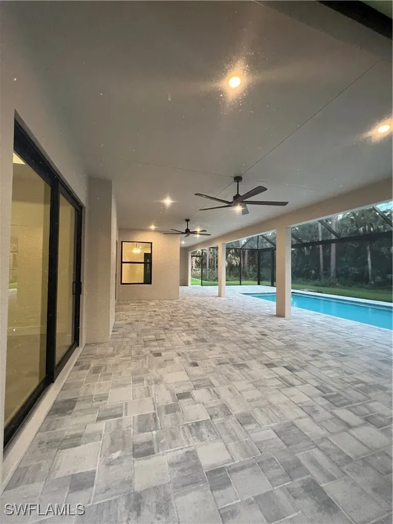 382 39th Avenue NE Naples FL 34120