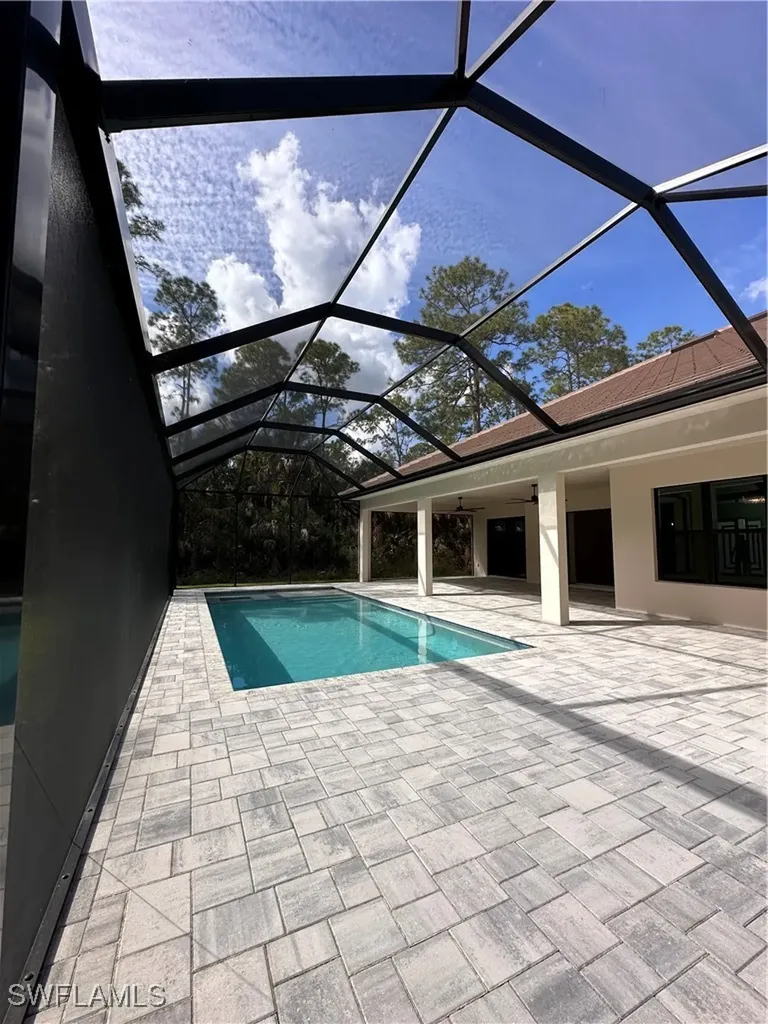 382 39th Avenue NE Naples FL 34120