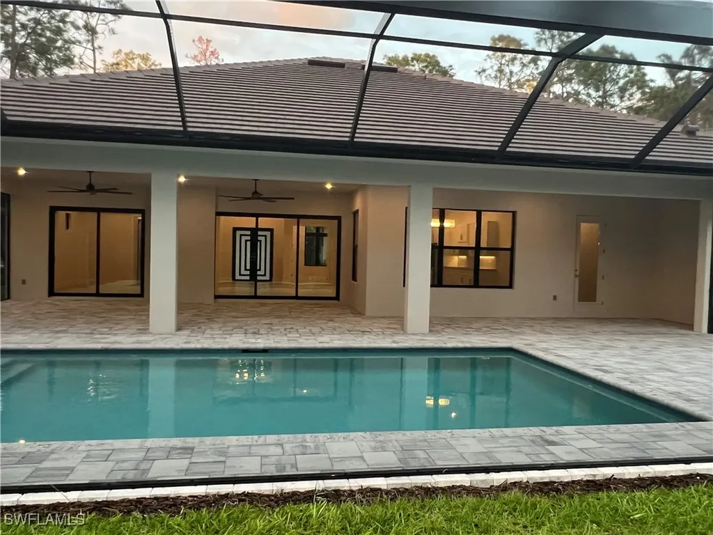382 39th Avenue NE Naples FL 34120