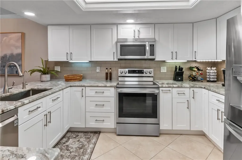 4001 SE 19th Place Cape Coral FL 33904