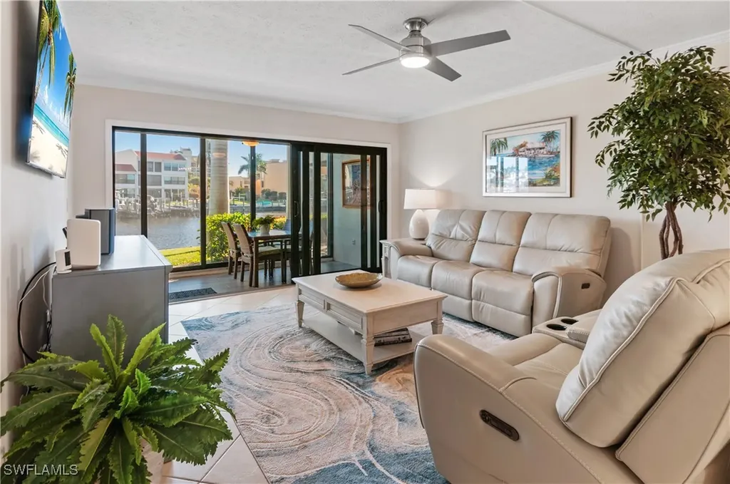 4001 SE 19th Place Cape Coral FL 33904