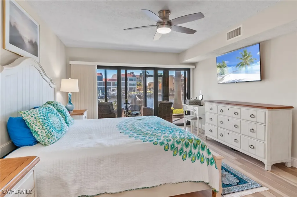 4001 SE 19th Place Cape Coral FL 33904