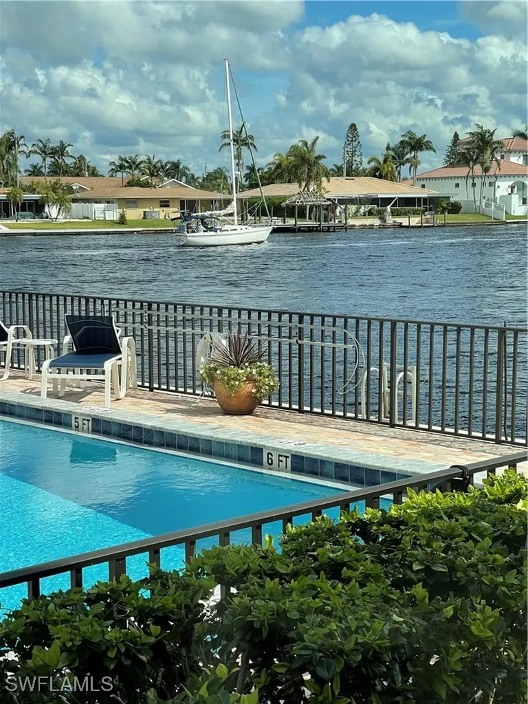 4001 SE 19th Place Cape Coral FL 33904