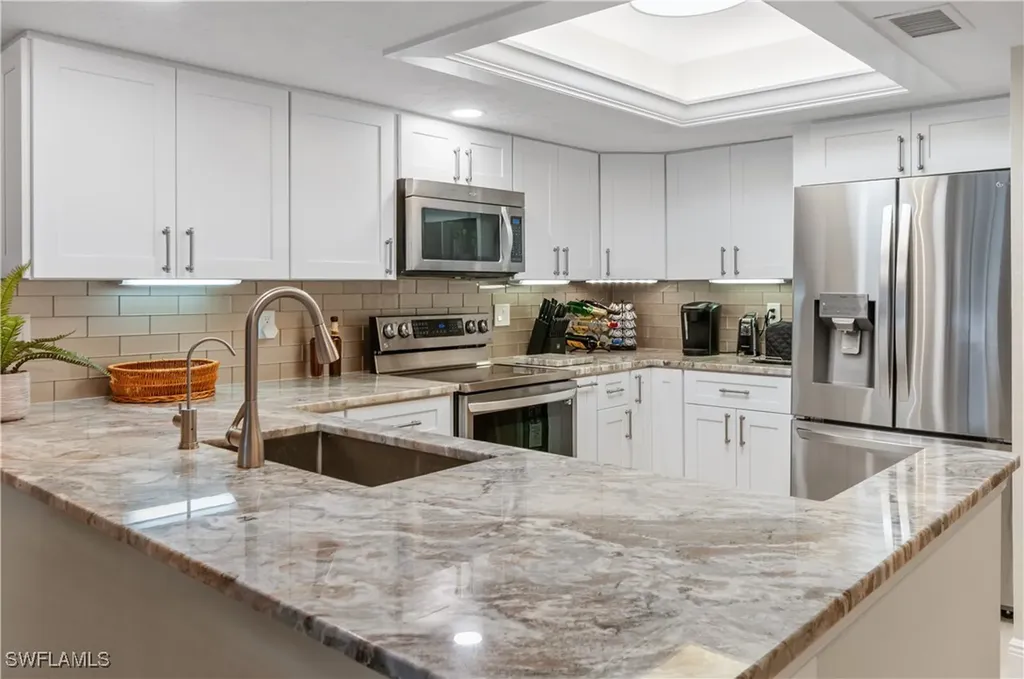 4001 SE 19th Place Cape Coral FL 33904
