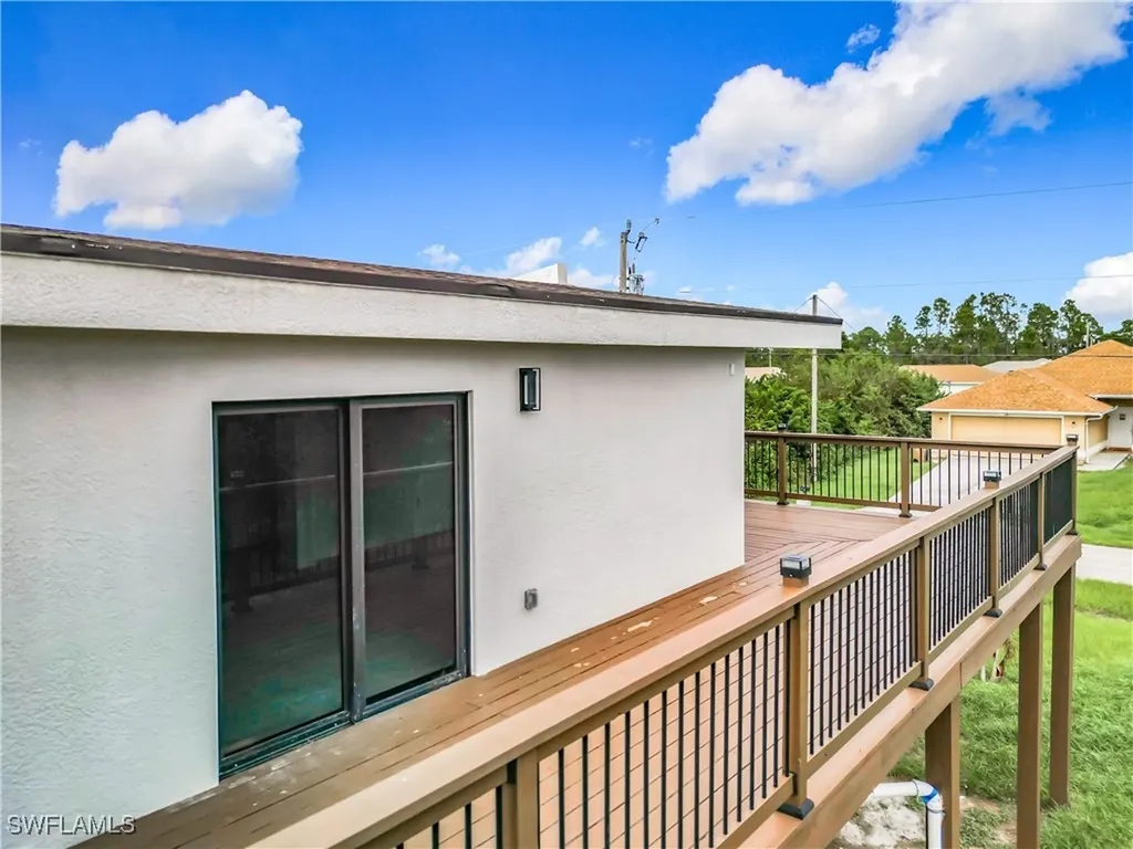3710 10th Street SW Lehigh Acres FL 33976