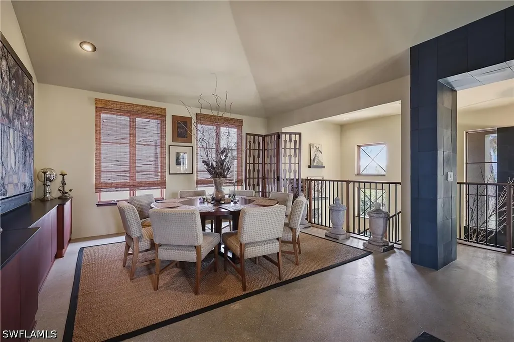 290 Channel Drive Naples FL 34108