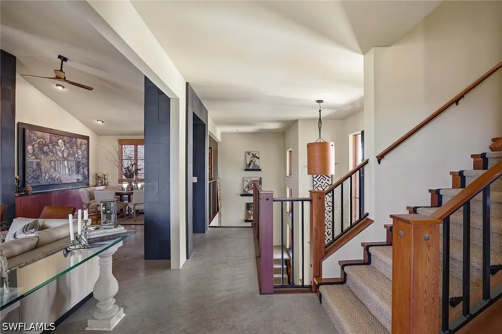 290 Channel Drive Naples FL 34108