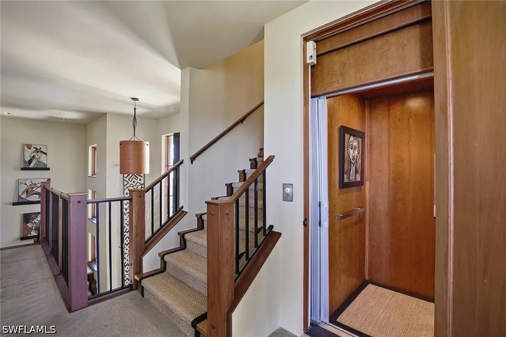 290 Channel Drive Naples FL 34108