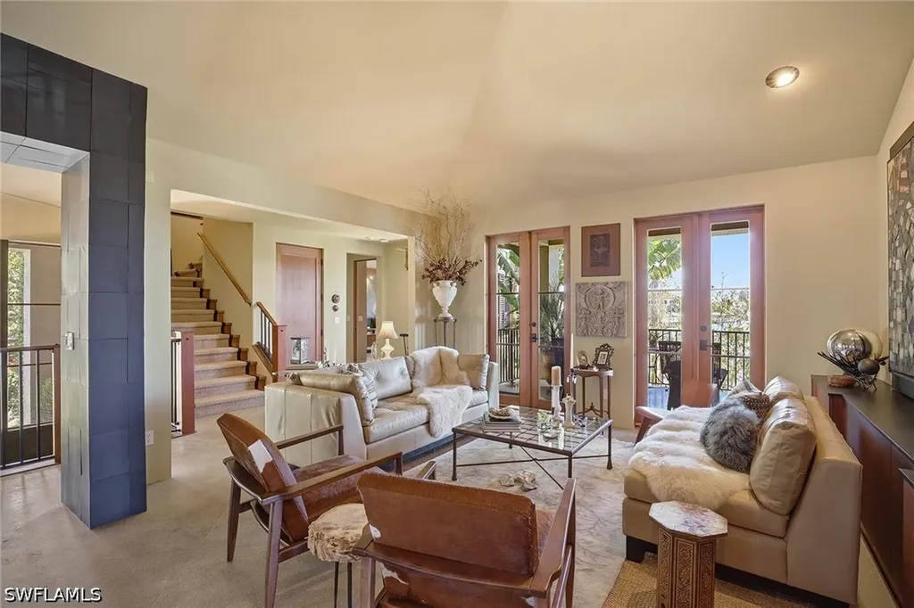 290 Channel Drive Naples FL 34108