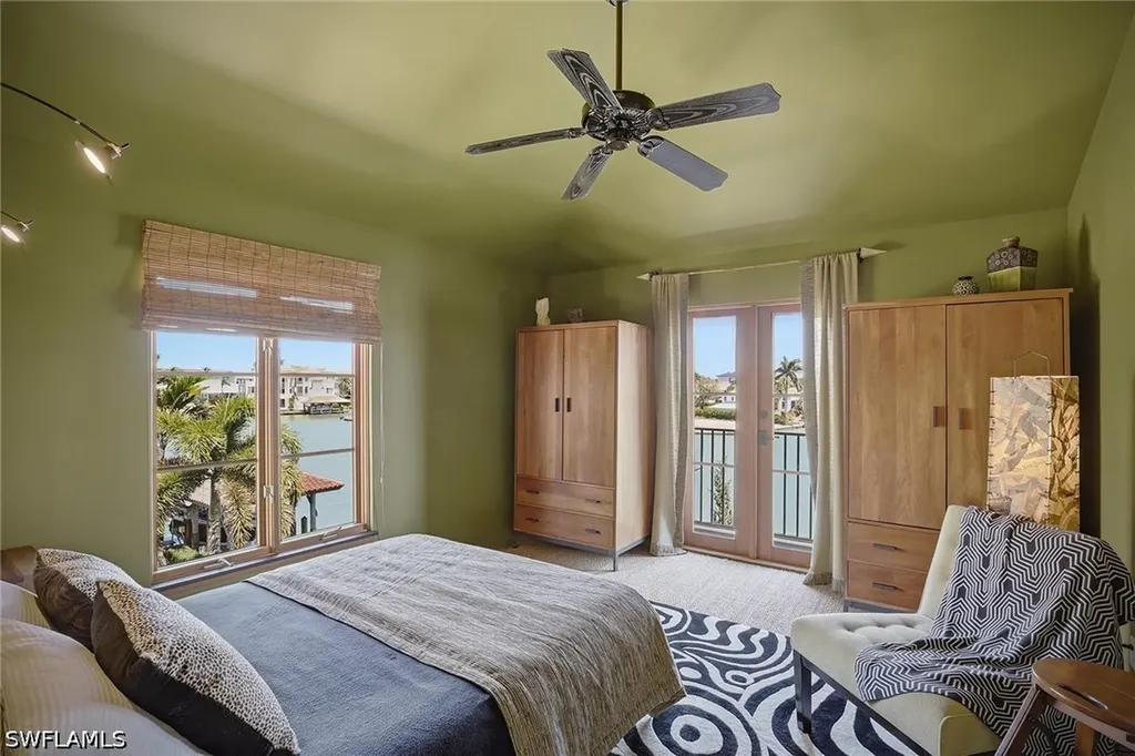 290 Channel Drive Naples FL 34108