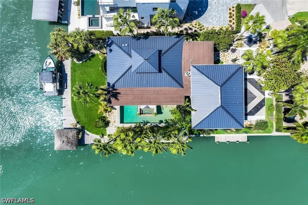 290 Channel Drive Naples FL 34108