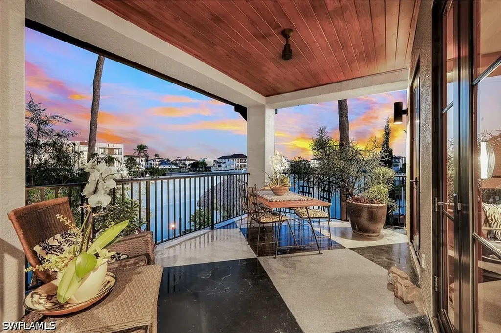 290 Channel Drive Naples FL 34108