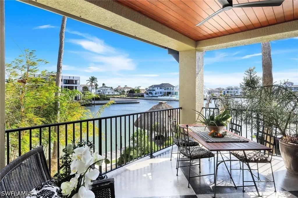 290 Channel Drive Naples FL 34108