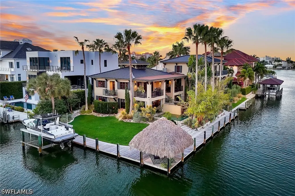 290 Channel Drive Naples FL 34108