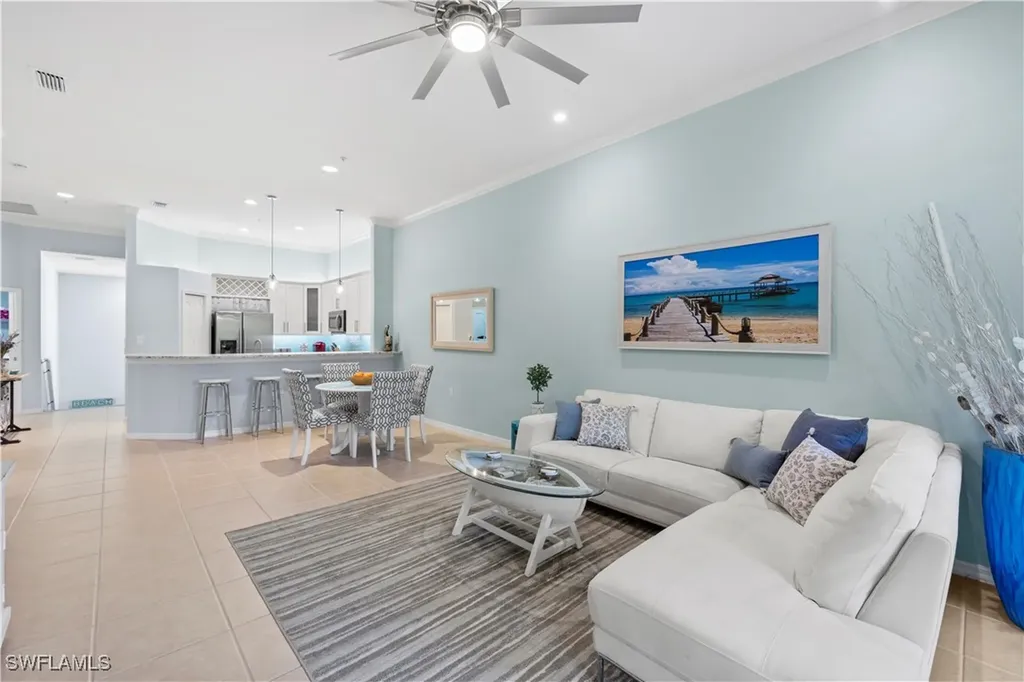1285 Sweetwater Cove Naples FL 34110