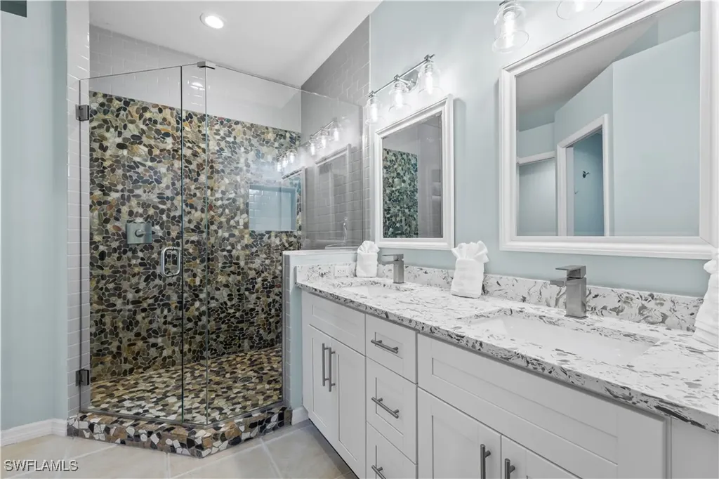 1285 Sweetwater Cove Naples FL 34110