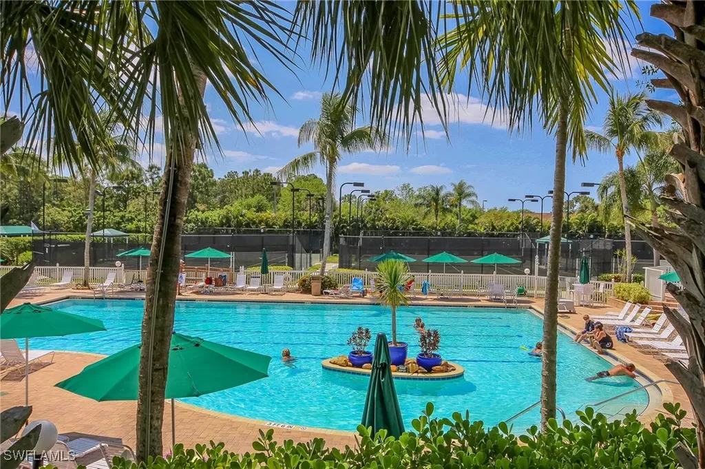1285 Sweetwater Cove Naples FL 34110