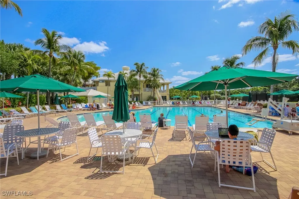 1285 Sweetwater Cove Naples FL 34110