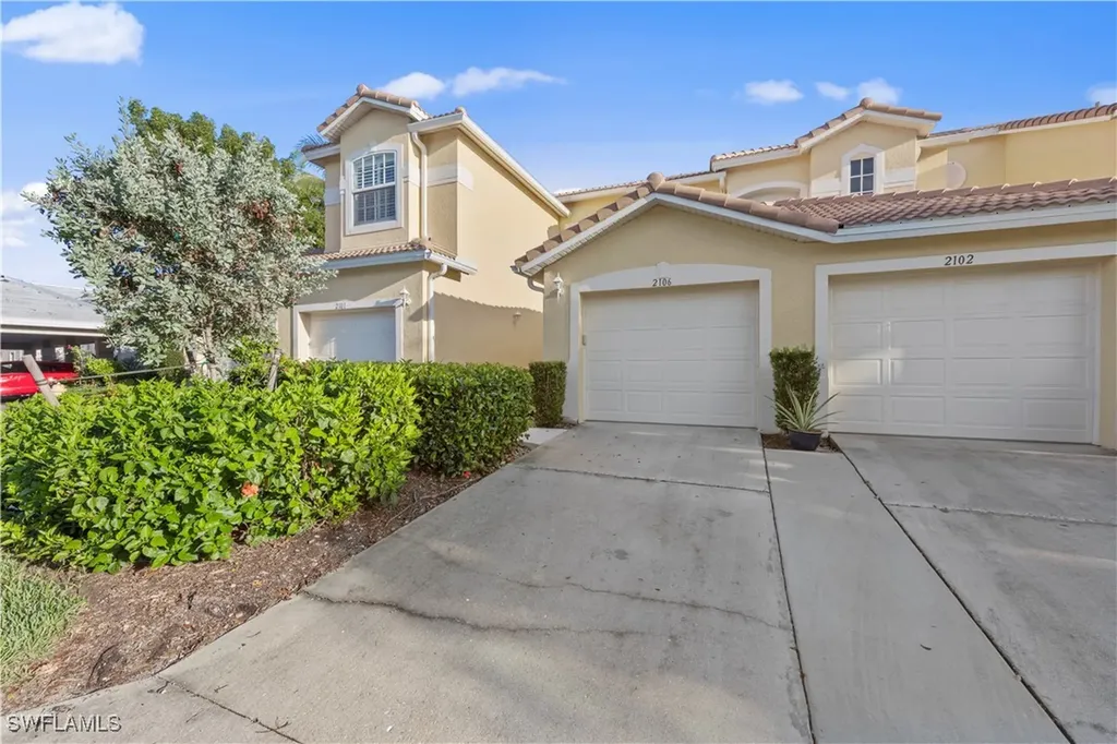 1285 Sweetwater Cove Naples FL 34110