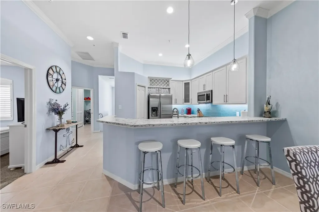 1285 Sweetwater Cove Naples FL 34110