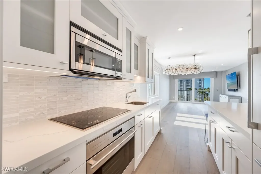 1300 Gulf Shore Boulevard N Naples FL 34102