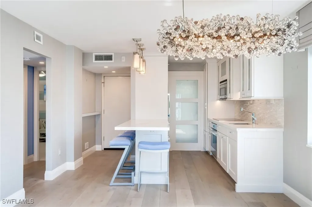 1300 Gulf Shore Boulevard N Naples FL 34102