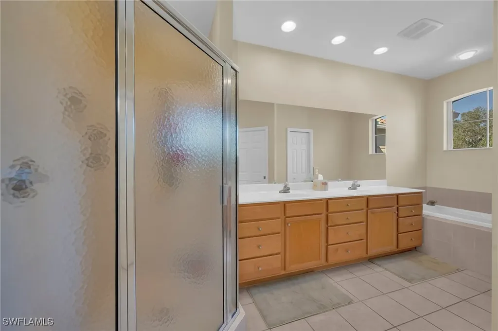 8470 Danbury Boulevard Naples FL 34120