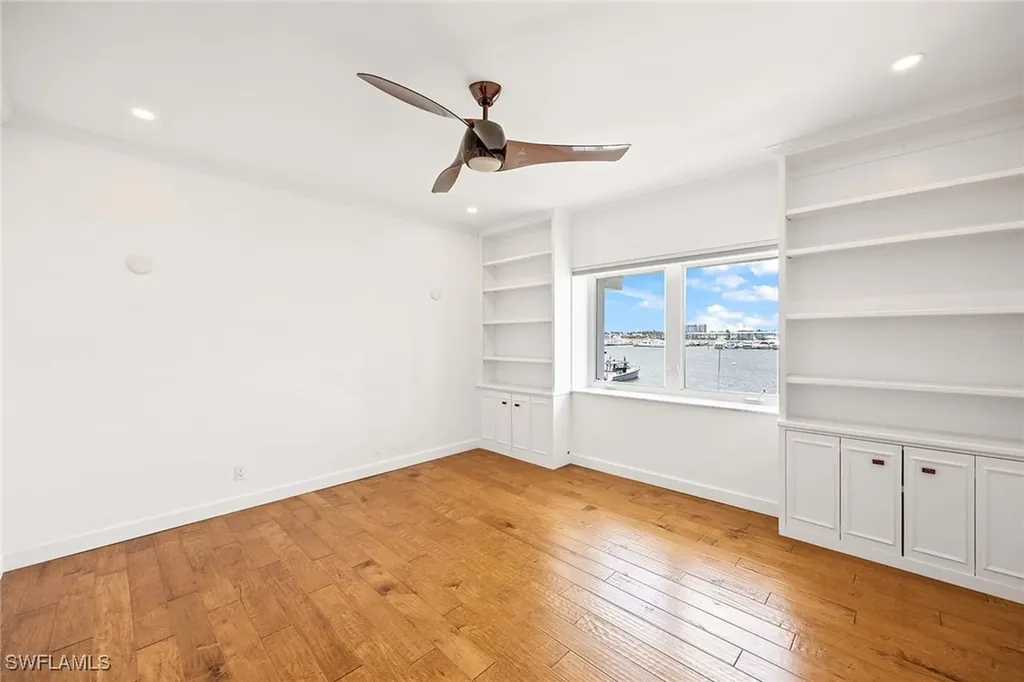 1325 7th Street S Naples FL 34102