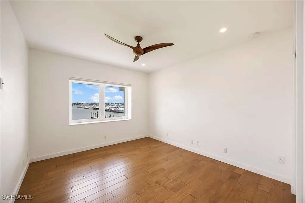 1325 7th Street S Naples FL 34102