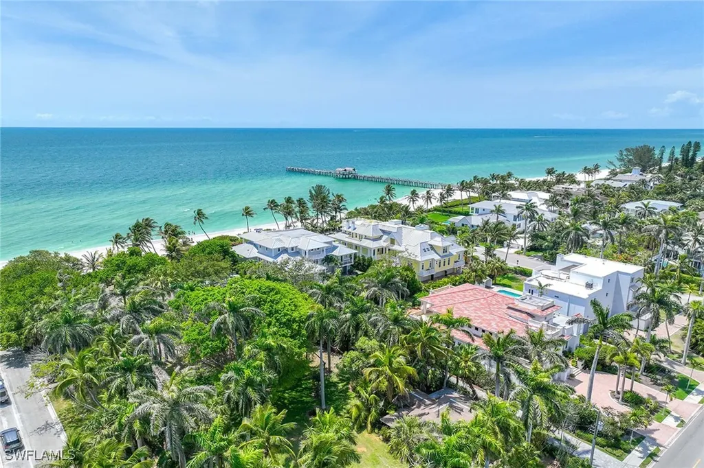 1325 7th Street S Naples FL 34102