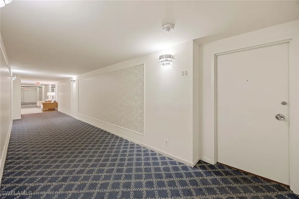 1325 7th Street S Naples FL 34102