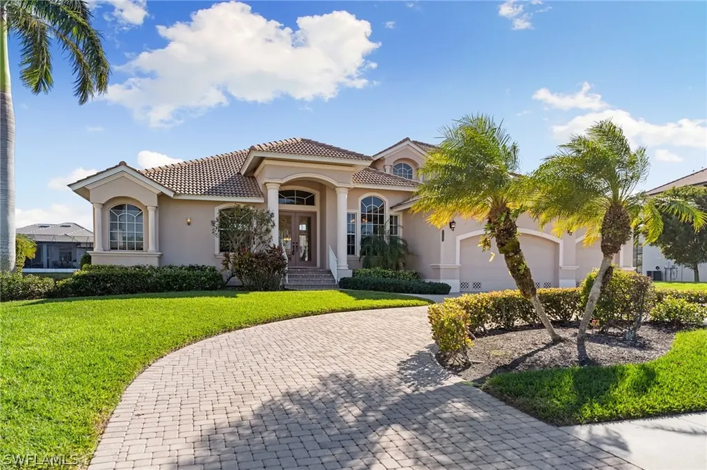 757 Bluebonnet Court Marco Island FL 34145