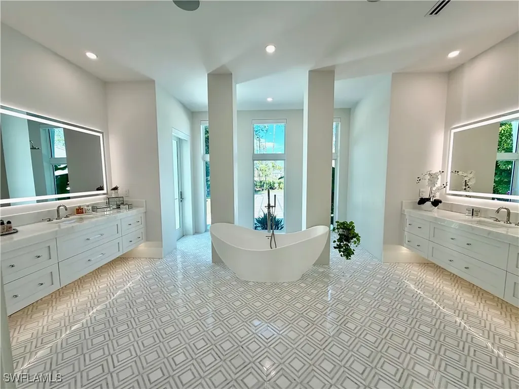 6824 Sable Ridge Lane Naples FL 34109
