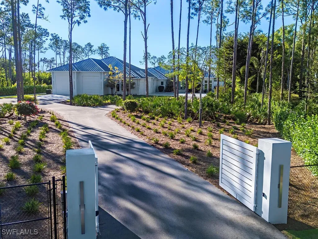 6824 Sable Ridge Lane Naples FL 34109