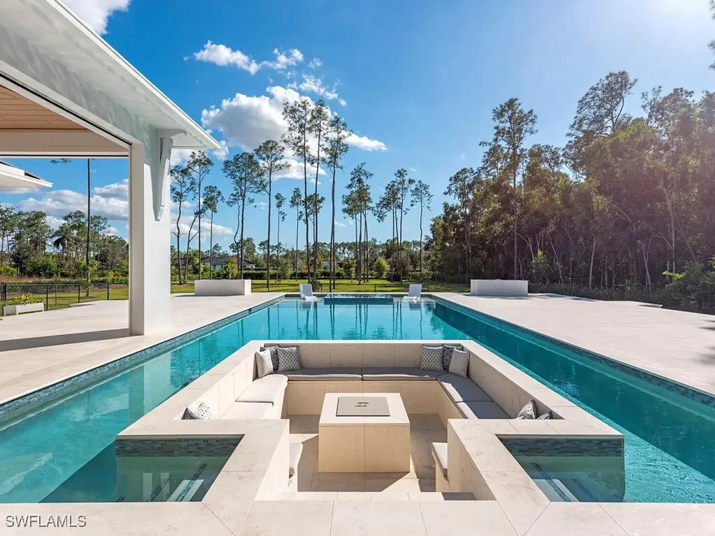 6824 Sable Ridge Lane Naples FL 34109