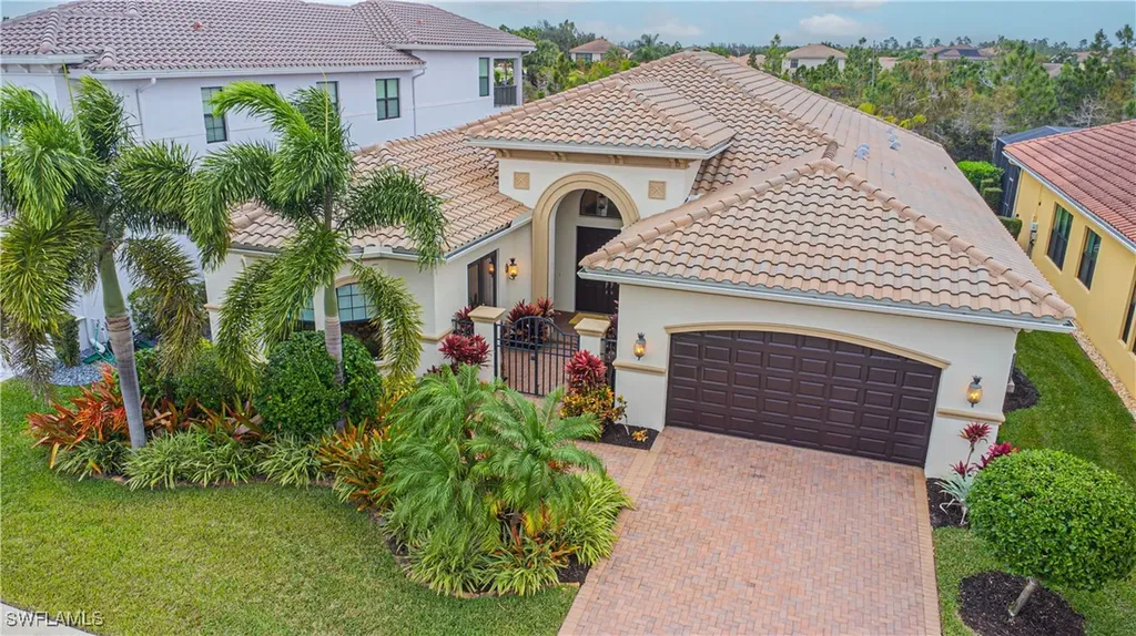 3208 Atlantic Circle Naples FL 34119
