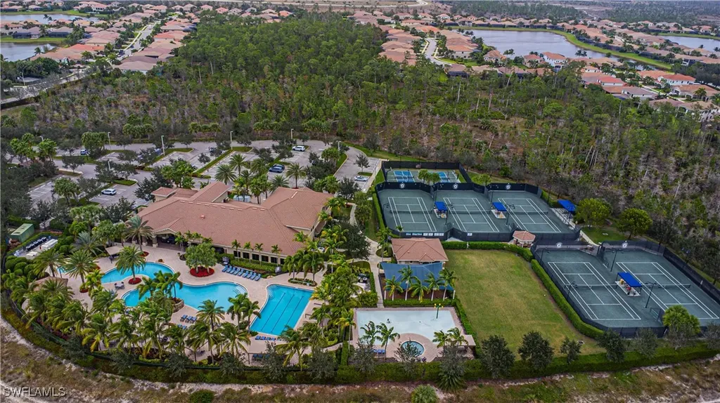3208 Atlantic Circle Naples FL 34119