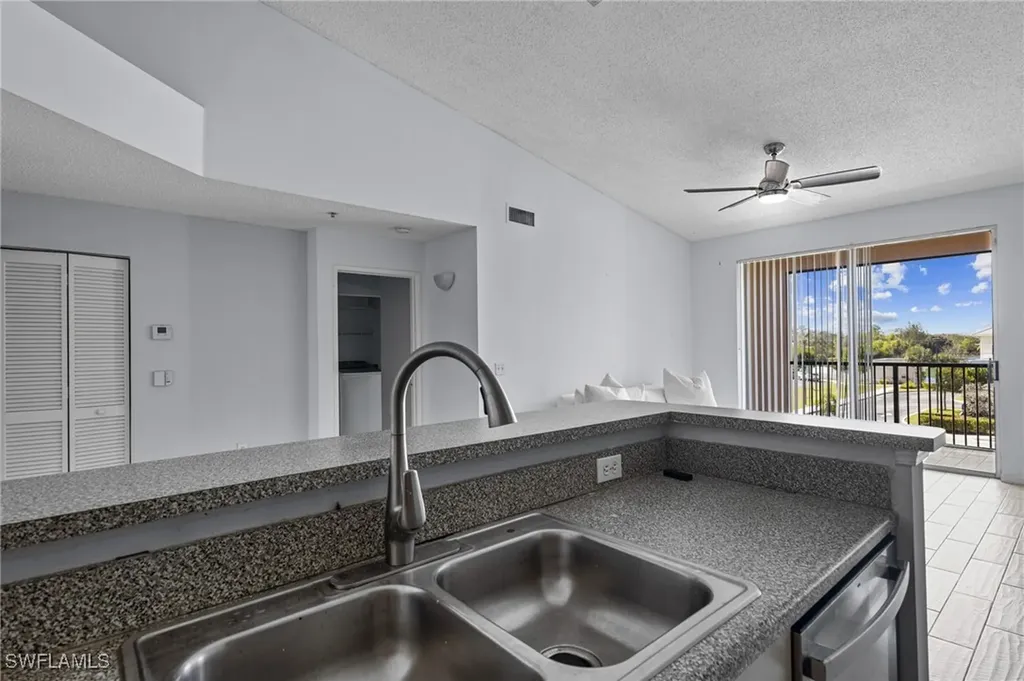 1105 Reserve Court Naples FL 34105