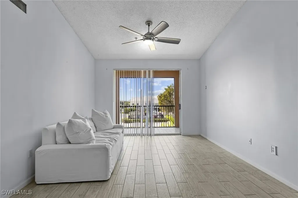 1105 Reserve Court Naples FL 34105