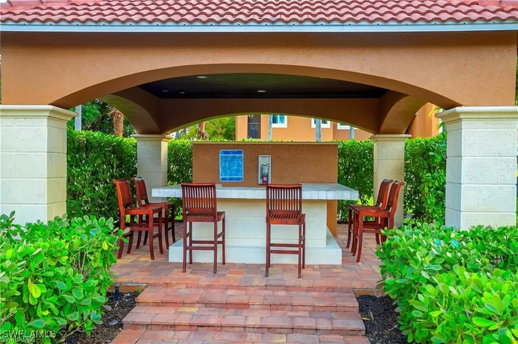 1105 Reserve Court Naples FL 34105