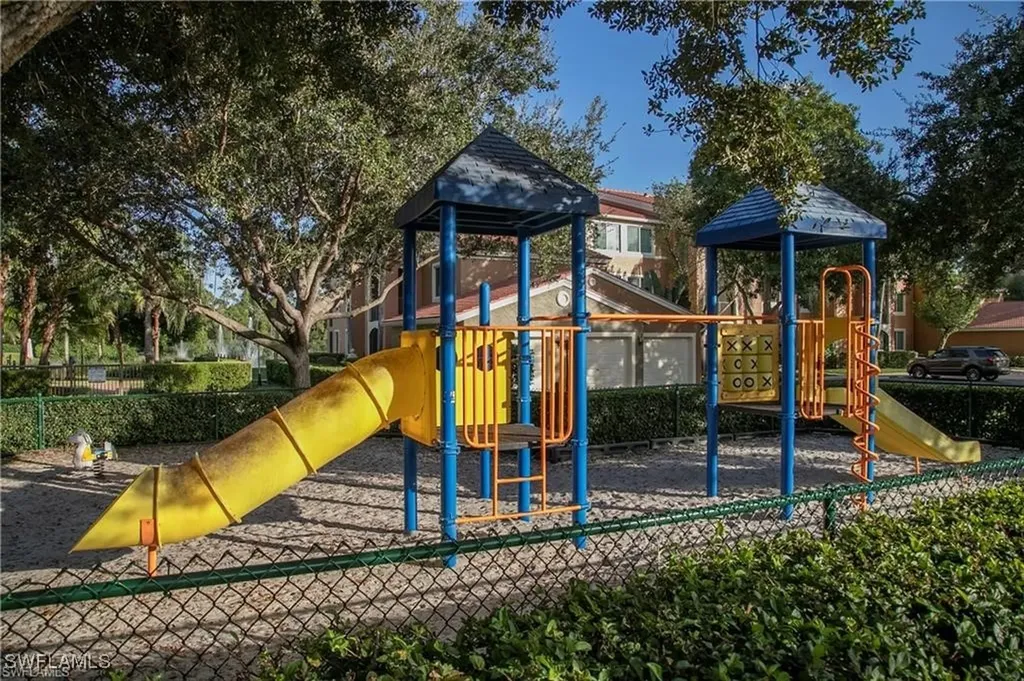 1105 Reserve Court Naples FL 34105