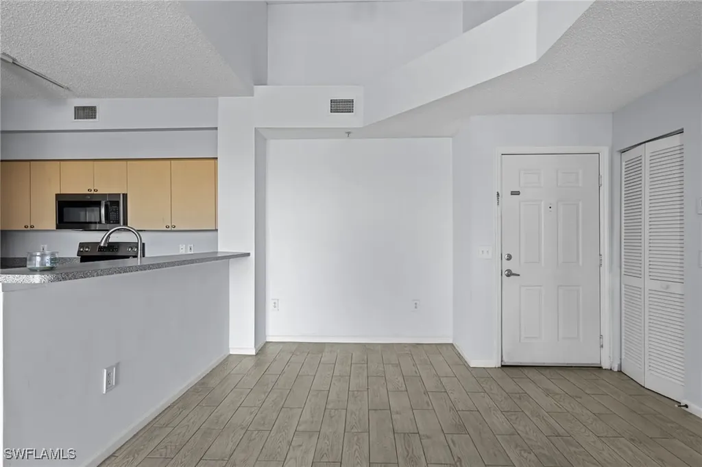 1105 Reserve Court Naples FL 34105