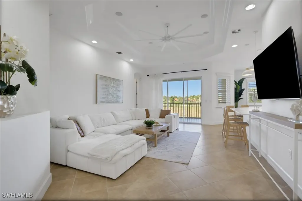 7877 Clemson Street Naples FL 34104