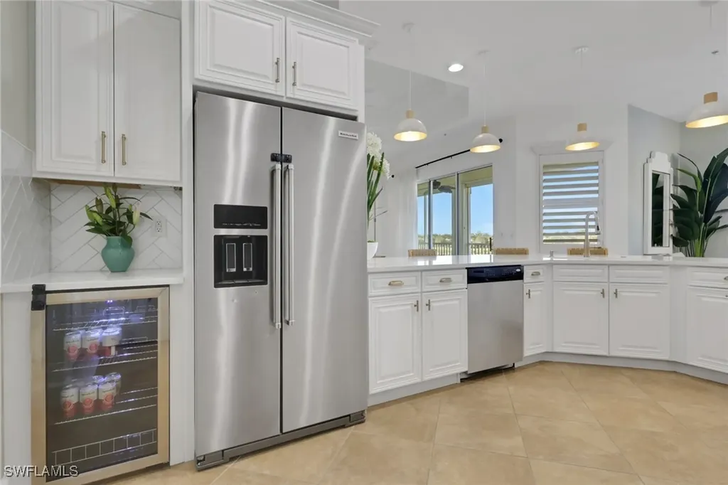 7877 Clemson Street Naples FL 34104