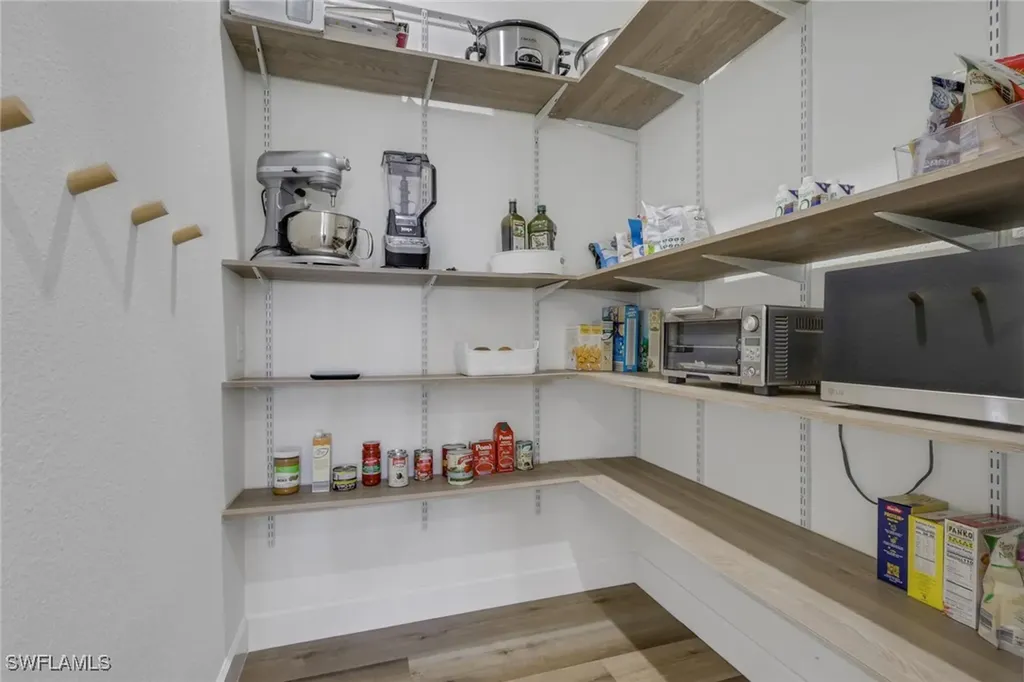 7877 Clemson Street Naples FL 34104