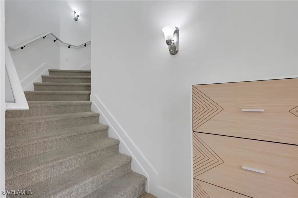 7877 Clemson Street Naples FL 34104