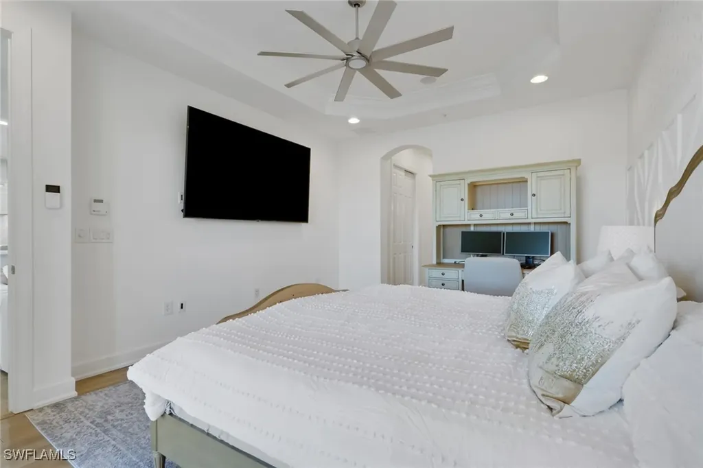 7877 Clemson Street Naples FL 34104