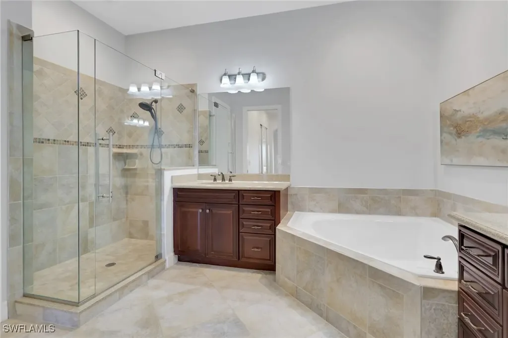 7877 Clemson Street Naples FL 34104